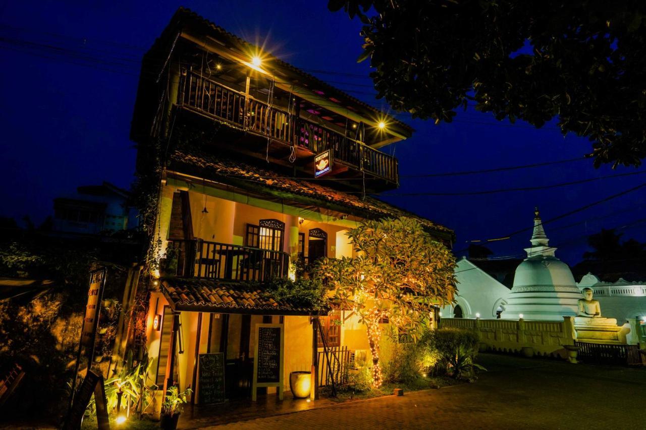 Fort Dew Guest House Galle Bagian luar foto